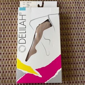 SIGVARIS Delilah Pantyhose support compression stockings, Size F Color Natural